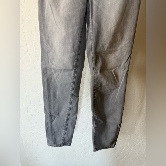 Athleta|Gray wash Sculptek stretchy skinny jeans,size 2•••designed for movement - Picture 6 of 16